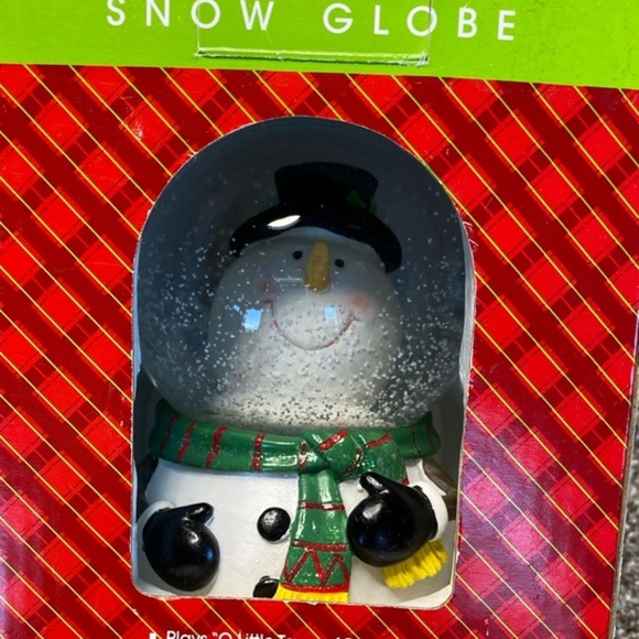 - Snowman Musical Snow Globe North Pole Trading Co We Wish You a Merry Chr… - Picture 3 of 6